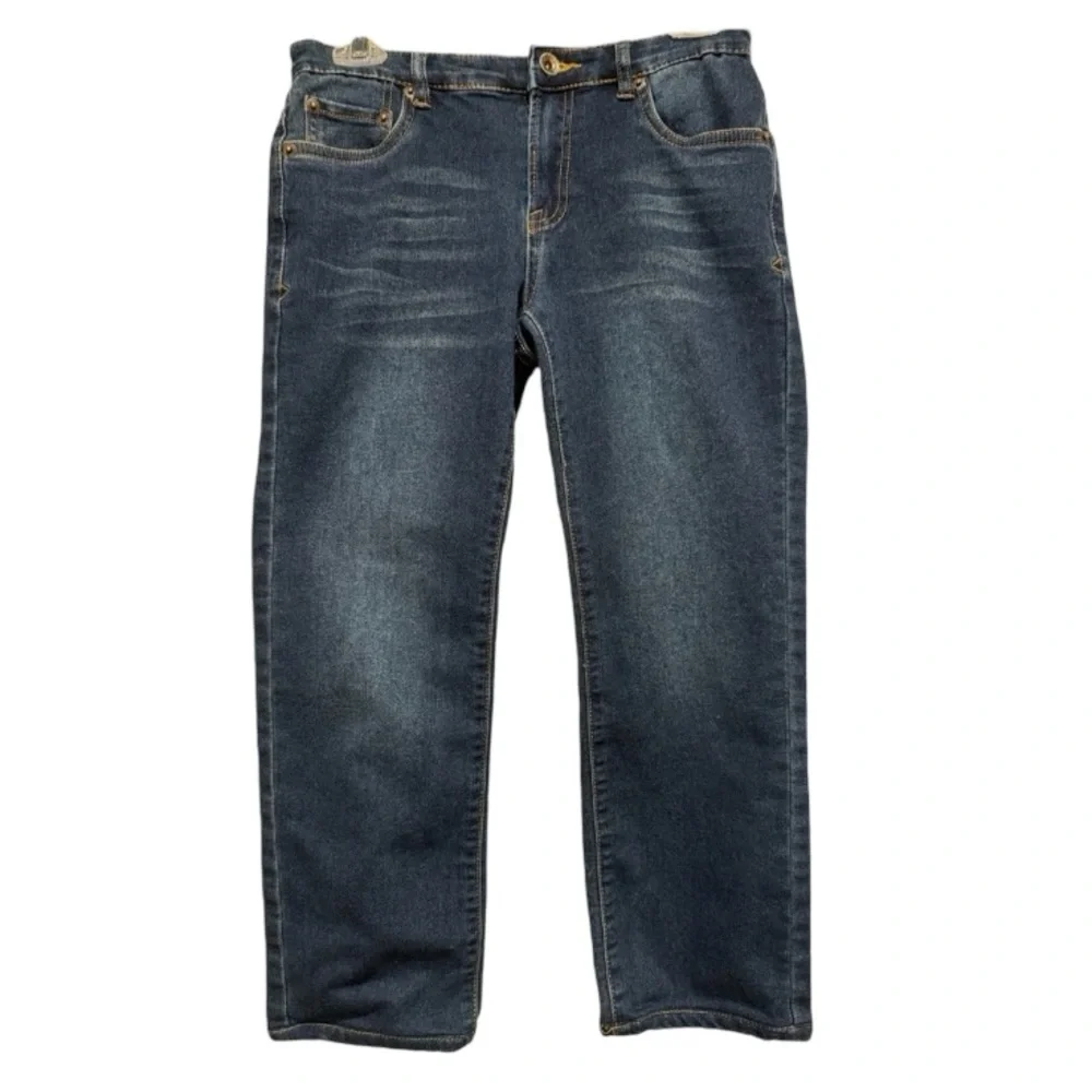 Lucky Brand Billy Straight jeans. Classic five pocket design. Blue. Boys size 14